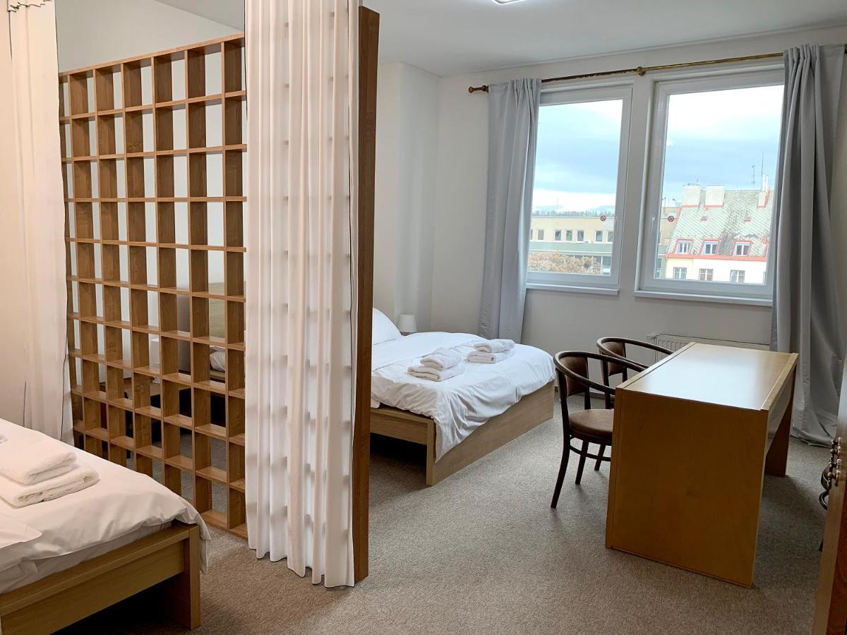 Apartment Holiday Home Prague *